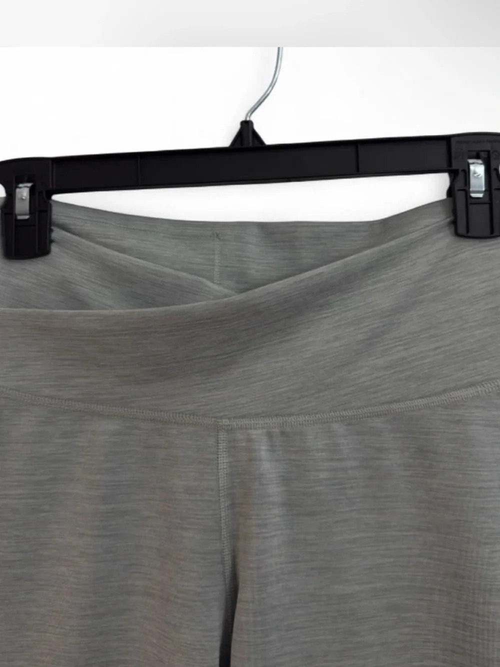 Nike heather grey capri leggings. size M.